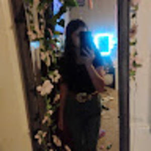 Meet your Posher, April